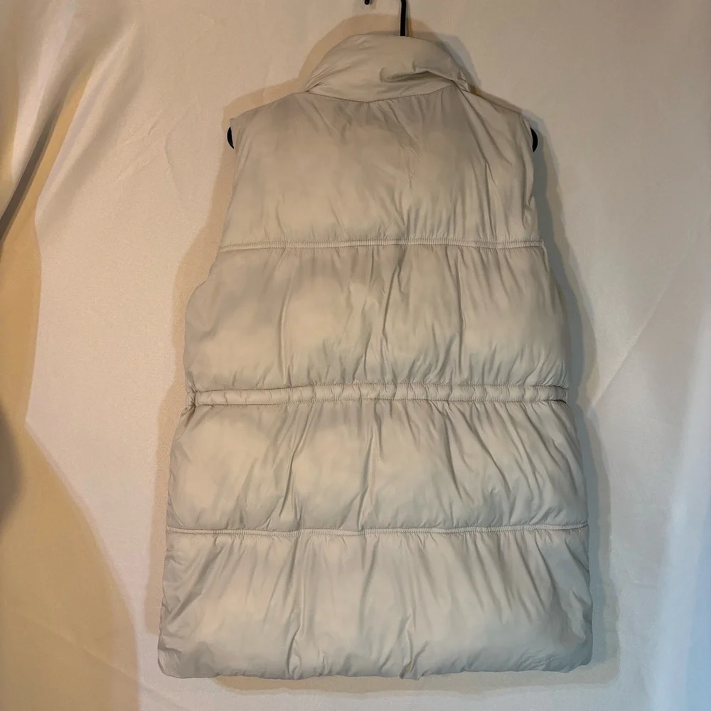MARK EDWARDS STUDIO Women’s Puffer Vest Size L - Picture 3 of 13